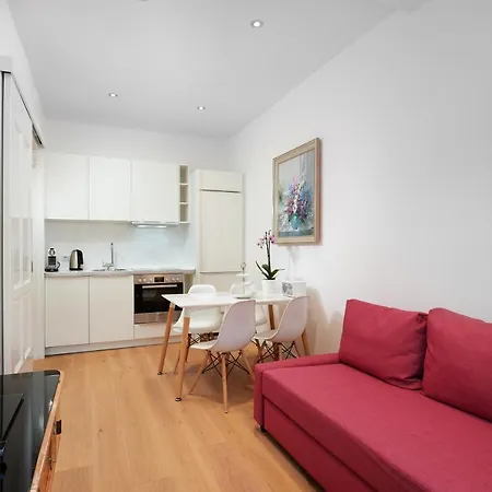 Apartment 35qm Deluxe Im Stil Design Vosteen Naehe Der Kaiserburg Nuremberg